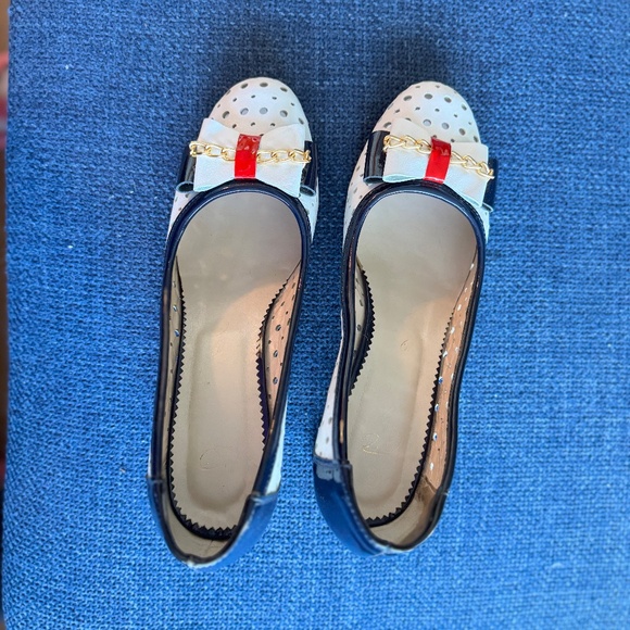 Passo Navy + White Leather Block Heel Pumps 8.5 Comfortable Office-Friendly - Picture 9 of 10